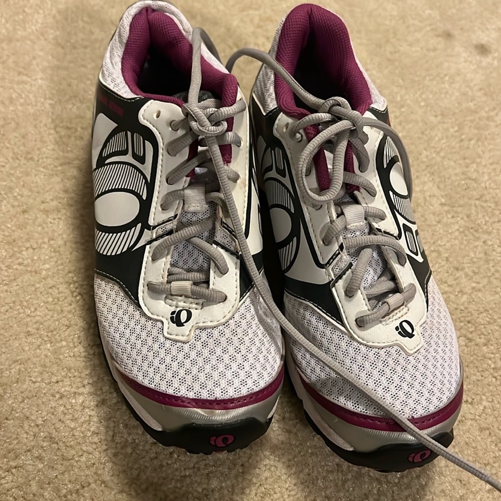 Pearl Izumi Cycling Sneakers Shoes Size 39 Skydex W X-Road Fuel Cleats